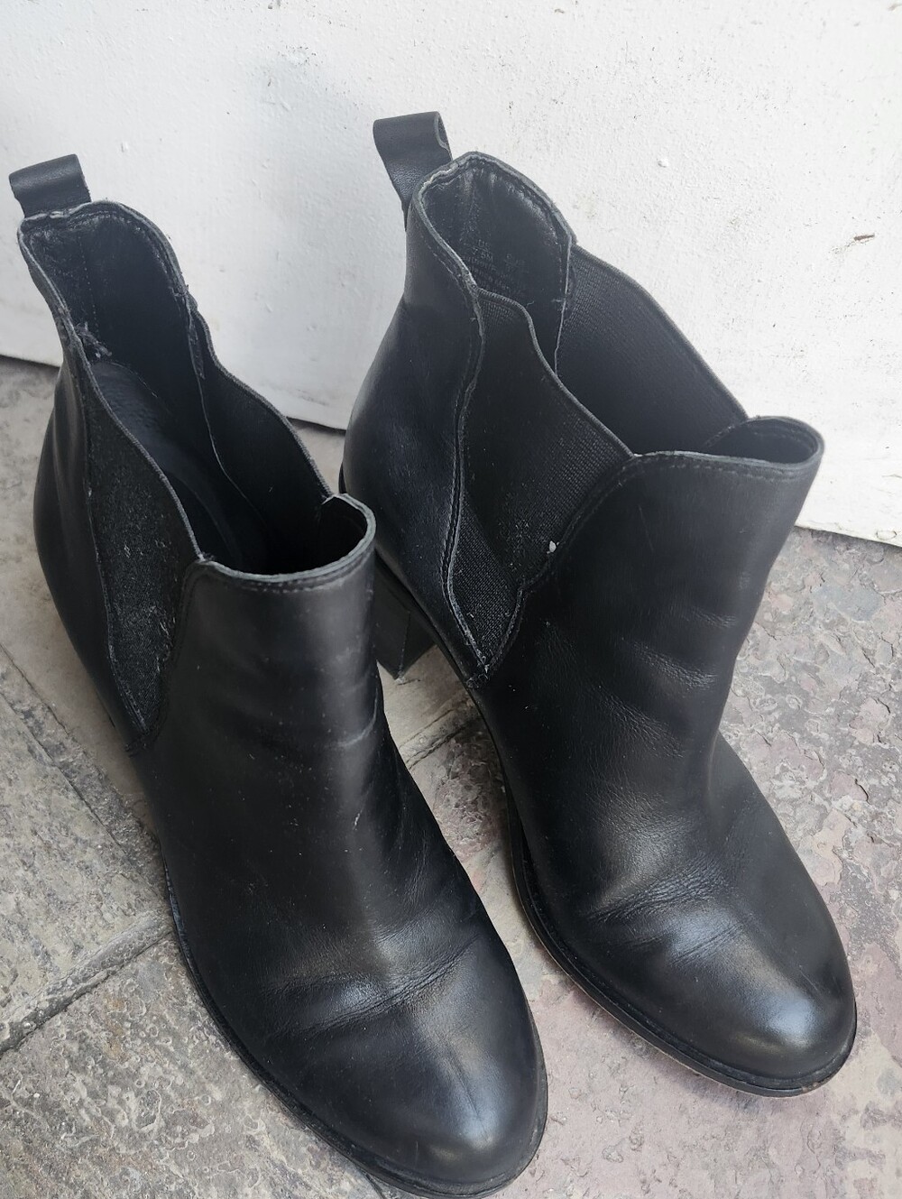 Women's Black Leather Chelsea Ankle Boots
